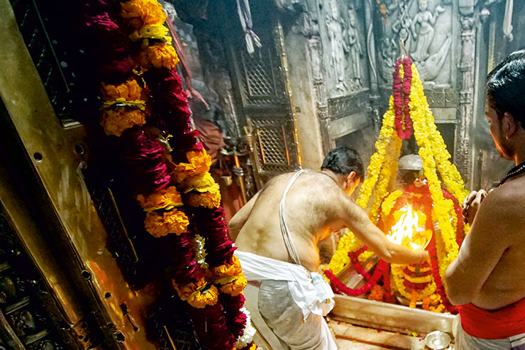 Rudrabhishek in Kashi Vishwanath Varanasi